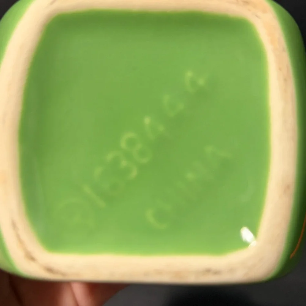 Vtg Retro Green Ceramic Slanted Spice Shaker Sugar Dispenser Metal Lid 1638444